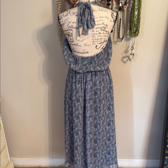 Banana Republic Blue and White Patterned Halter Dress - Picture 3 of 6